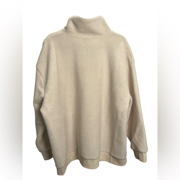 Sherpa  pullover - Picture 2 of 3